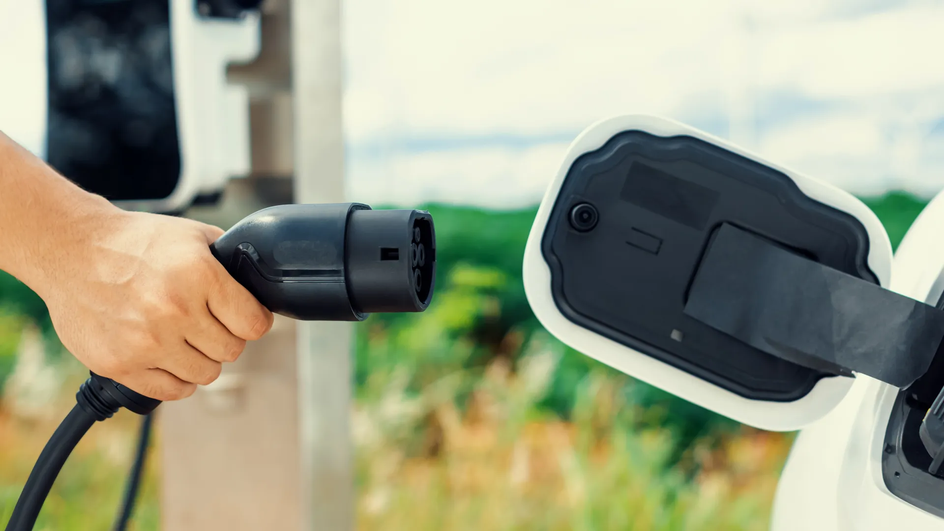 Elektroauto zu Hause laden Elektroauto zu Hause laden